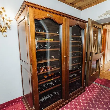 Hotel Deva Hotel Alpenhof 4*