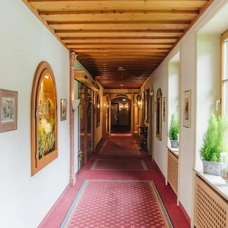 Deva Hotel Alpenhof 4*